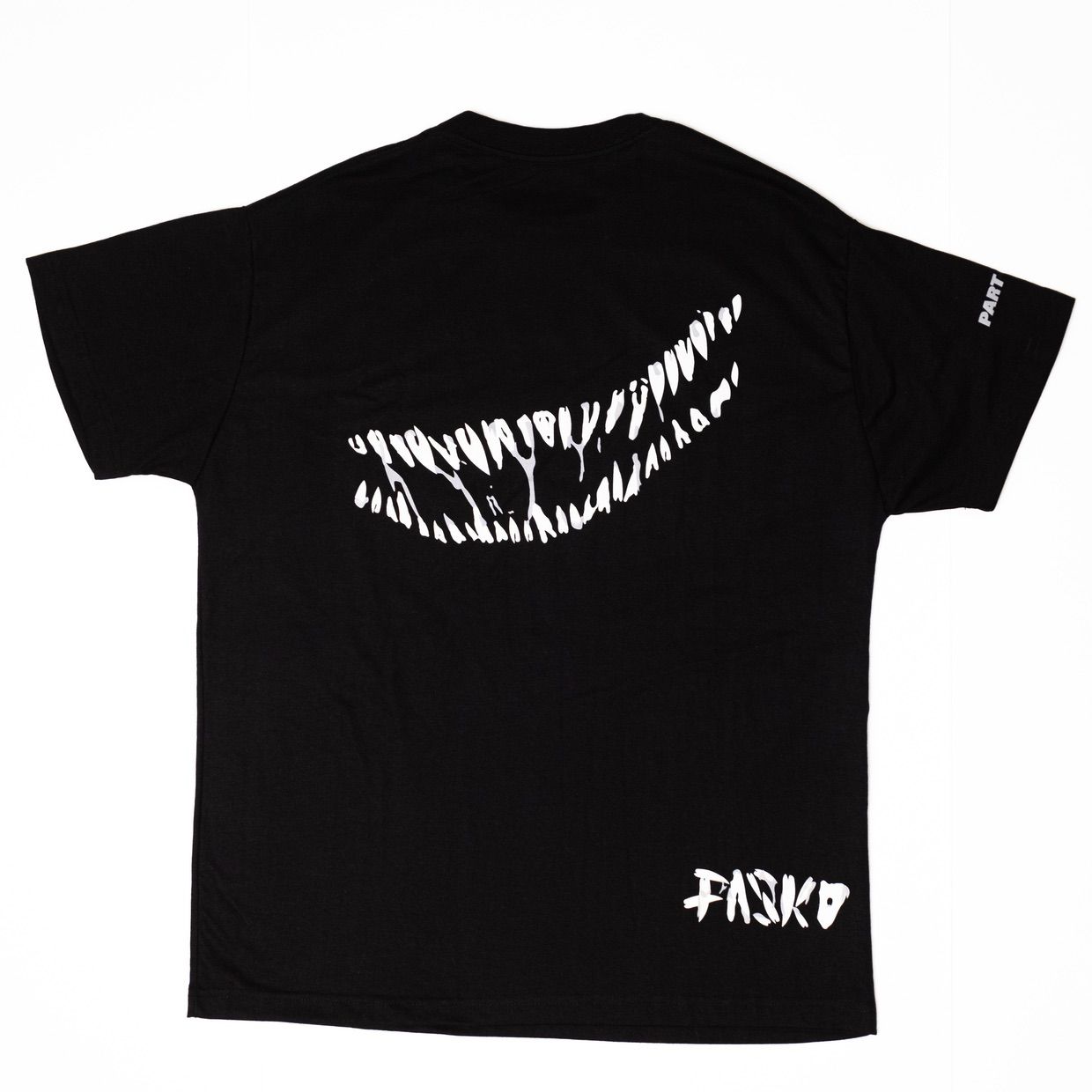 T-Shirt - "SMILE" (POM)